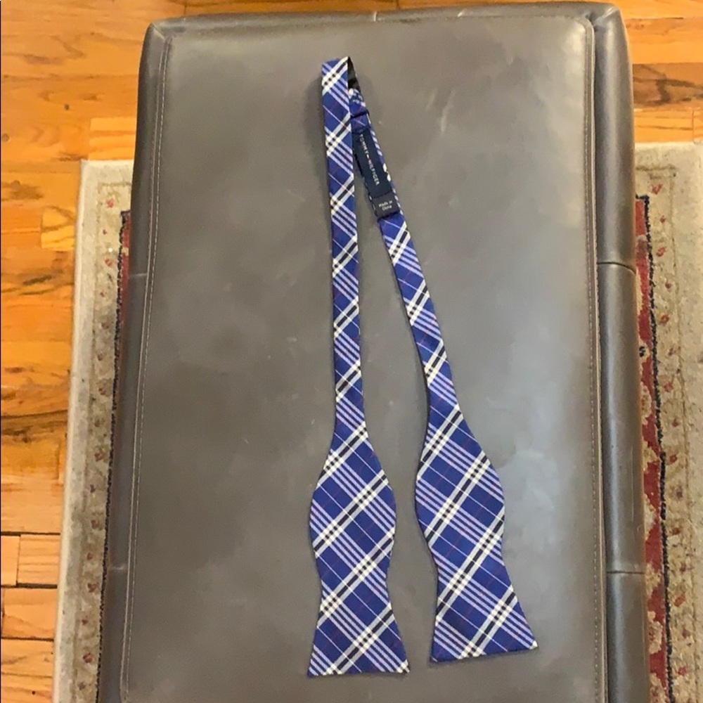Tommy Hilfiger Bow Tie